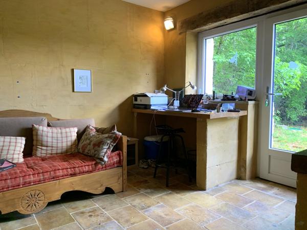 Propriété de charme dans un cadre naturel rare à 15 minutes de Lalbenque