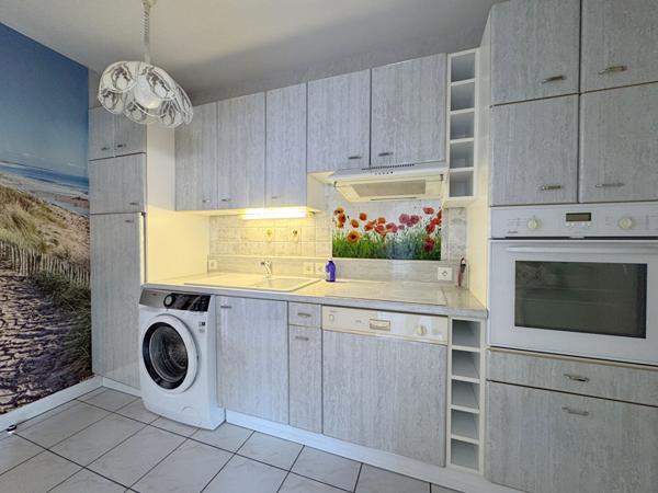 ROYAN HYPER CENTRE/ MARCHE grand T2 Royan