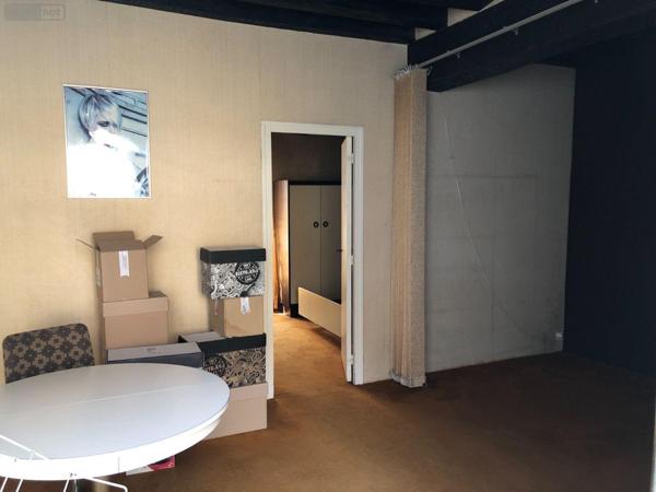 Local commercial à vendre à Issoudun dans l'Indre (36100), ref : 11813/1458