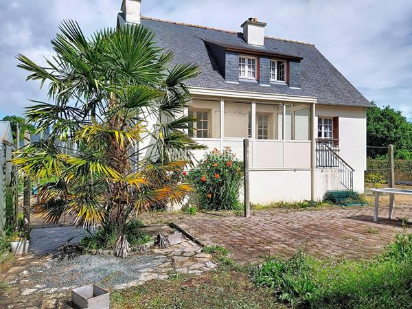 Maison à vendre à Plouha , 4 chambres, proche plage avec gîte indépendant, jardin et potentiel locatif