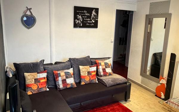 Appartement à vendre    3 pièces • 46,57 m2 Pantin