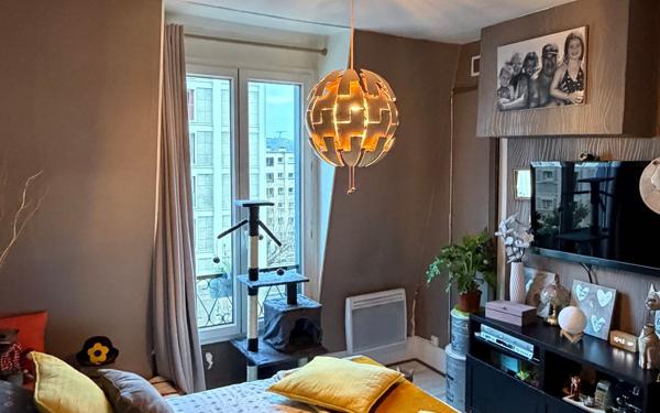 Appartement à vendre    3 pièces • 46,57 m2 Pantin