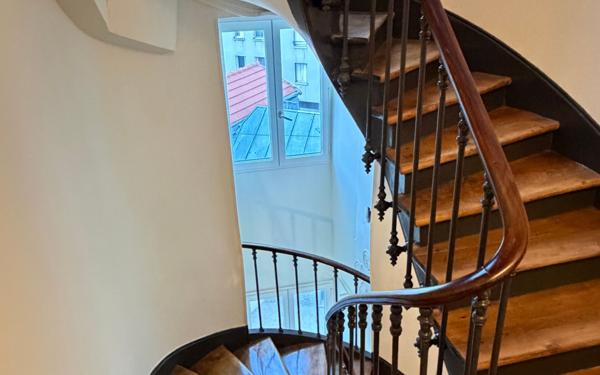 Appartement à vendre    3 pièces • 46,57 m2 Pantin