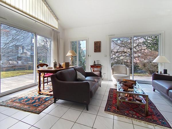 Villa T6 - 4 ch. de 130 m² sur terrain arboré 1003 m²