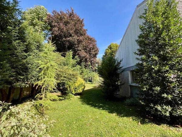 COUP DE COEUR EN CENTRE VILLE AVEC JARDIN ET GARAGE !!!