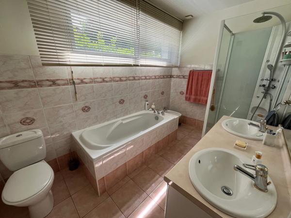 COUP DE COEUR EN CENTRE VILLE AVEC JARDIN ET GARAGE !!!