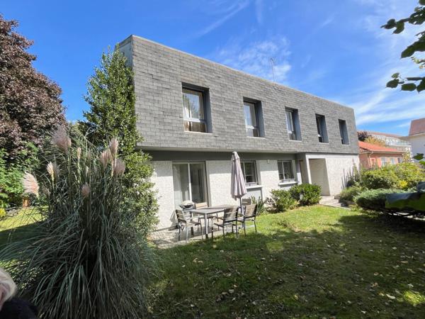 COUP DE COEUR EN CENTRE VILLE AVEC JARDIN ET GARAGE !!!