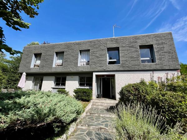 COUP DE COEUR EN CENTRE VILLE AVEC JARDIN ET GARAGE !!!