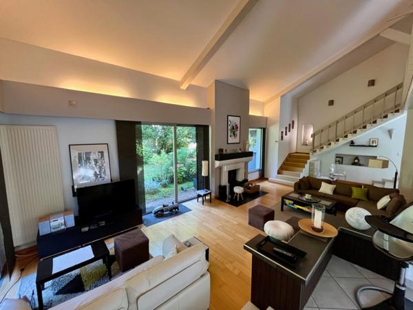 COUP DE COEUR EN CENTRE VILLE AVEC JARDIN ET GARAGE !!!