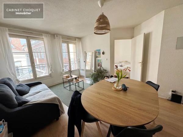 APPARTEMENT F2 AVEC PARKING A VENDRE - VIEUX LILLE - 38.5 m 2 - 218 000 €