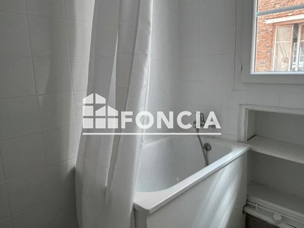 Location Studio 18.1 m² - 39 RUE DES MONTIBOEUFS Paris 75020