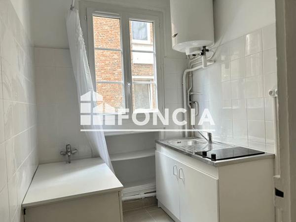 Location Studio 18.1 m² - 39 RUE DES MONTIBOEUFS Paris 75020