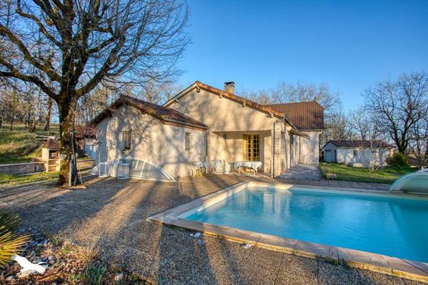 Maison à vendre |  Gignac |  12 pièces | 235 m²