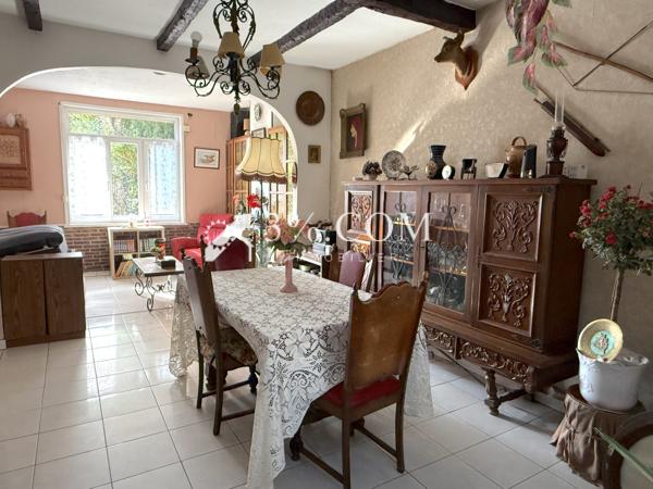 Maison
                                                                                                                                                                                                                                                                                                                        5 pièce(s)                                                                                                                                                                                                          3 chambre(s)                                                                                                                                                                                                          78  m²