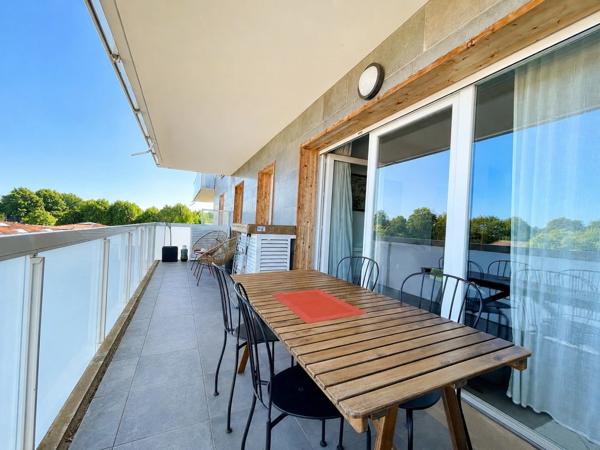 T4 de standing avec terrasse, double stationnement et prestations de qualité- ANGLET (64)