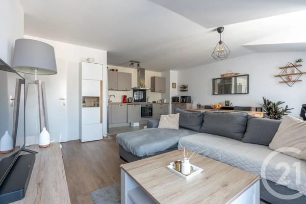 Appartement F3 à vendre  3 pièces - 65,51 m 2   VILLIERS SUR MARNE  - 94