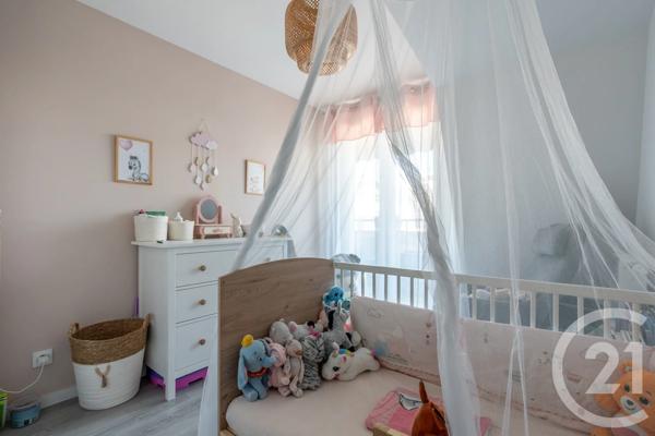 Appartement F3 à vendre  3 pièces - 65,51 m 2   VILLIERS SUR MARNE  - 94