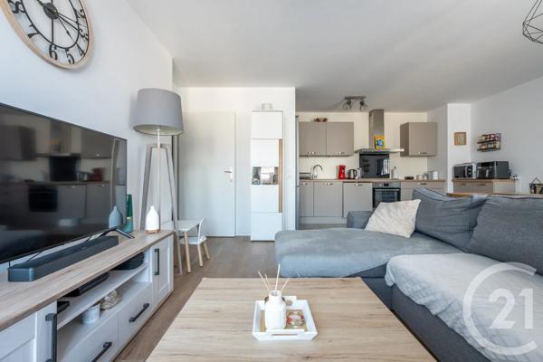 Appartement F3 à vendre  3 pièces - 65,51 m 2   VILLIERS SUR MARNE  - 94
