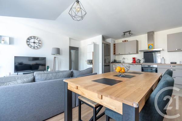 Appartement F3 à vendre  3 pièces - 65,51 m 2   VILLIERS SUR MARNE  - 94