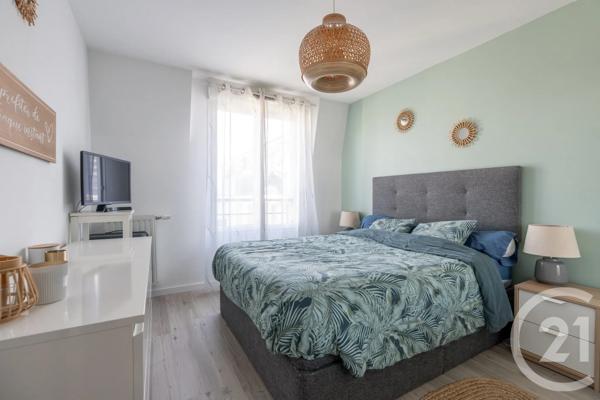 Appartement F3 à vendre  3 pièces - 65,51 m 2   VILLIERS SUR MARNE  - 94