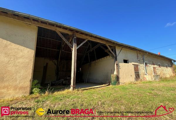 VIGNOUX-SUR-BARANGEON (18500) ANCIEN BÂTIMENT AGRICOLE D'ENVIRON 230 m² SUR UN TERRAIN DE 2 180 m²