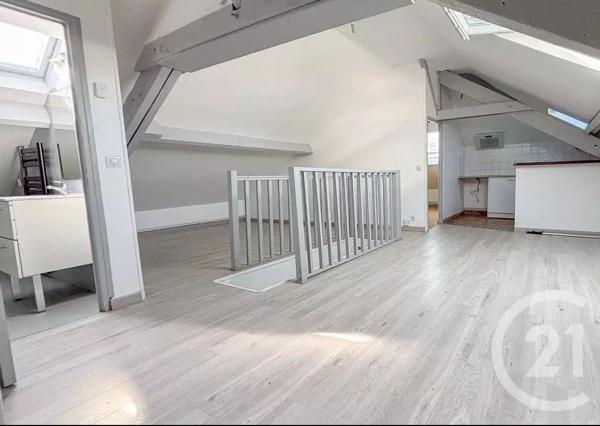 Appartement F3 à vendre  3 pièces - 36 m 2   VILLEMOMBLE  - 93
