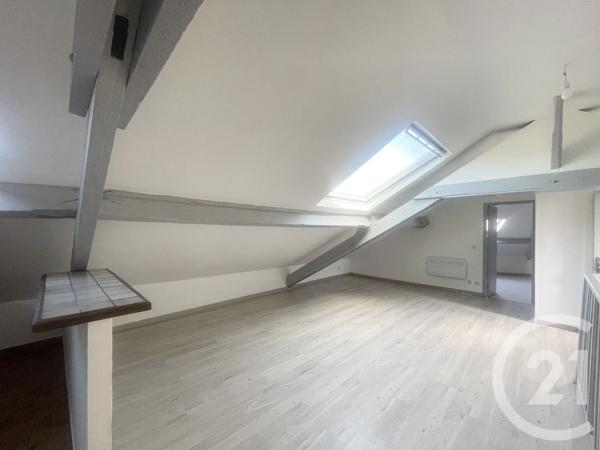 Appartement F3 à vendre  3 pièces - 36 m 2   VILLEMOMBLE  - 93