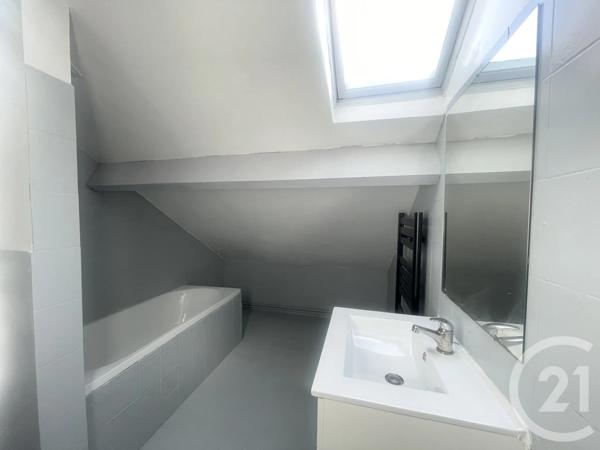 Appartement F3 à vendre  3 pièces - 36 m 2   VILLEMOMBLE  - 93