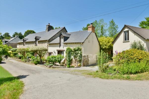 Propriété à vendre 8 pièces COMBOURG (35) en Bretagne