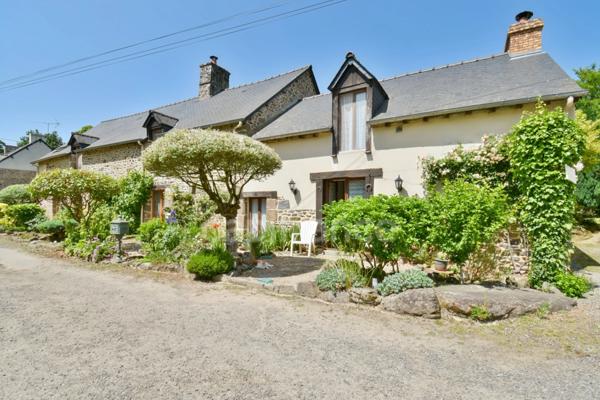 Propriété à vendre 8 pièces COMBOURG (35) en Bretagne