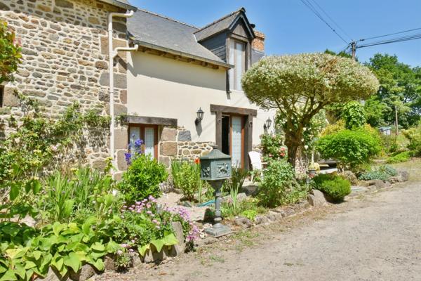 Propriété à vendre 8 pièces COMBOURG (35) en Bretagne