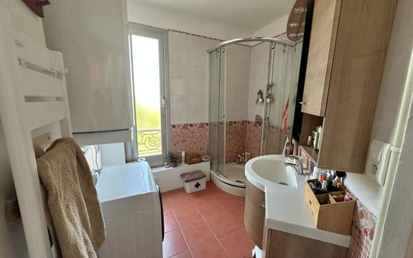 Appartement à vendre    3 pièces • 58,75 m2 Le Raincy