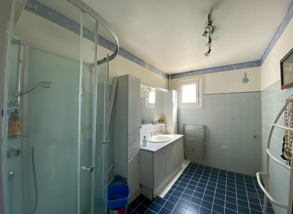 Grande maison divisible avec 5 chambres