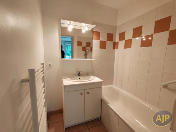 Vente appartement Gujan Mestras : 161 000 € - AJP Immobilier Arcachon