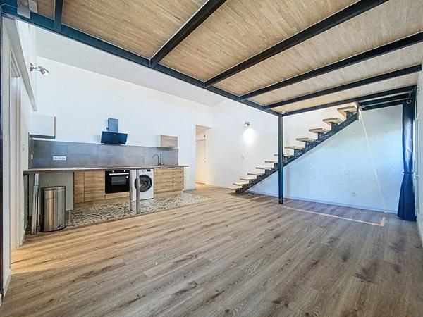 oup de coeur ? Superbe appartement rénové avec mezzanine, terrasse et parking