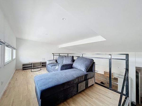 oup de coeur ? Superbe appartement rénové avec mezzanine, terrasse et parking