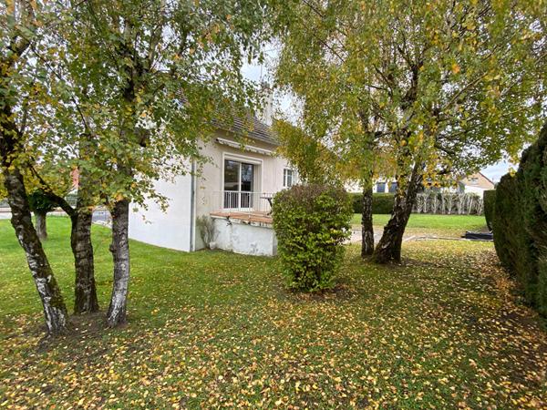 Maison Checy 6 pièce(s)