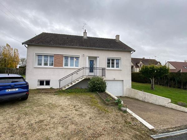 Maison Checy 6 pièce(s)