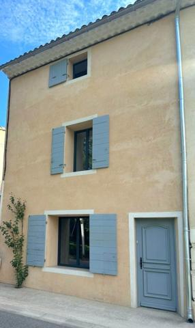 CUCURON, MDV 3 Chambres entièrement rénovée