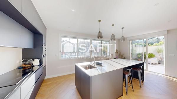 Saint Augustin, Maison 5 ch design193 m², piscine