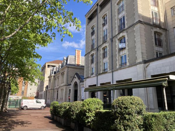 Local Commercial - 202 m²