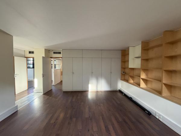 Local Commercial - 202 m²