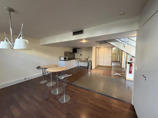 Local Commercial - 202 m²
