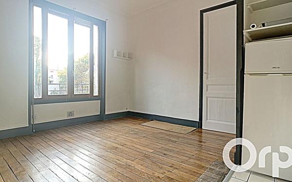 Appartement à vendre    2 pièces • 30,42 m2 Villeurbanne