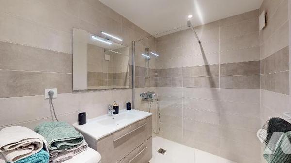 T2 50 m² avec 2 balcons – Calme – Ascenseur – Aix-les-Bains