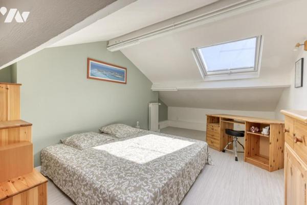 CHAVILLE – DUPLEX 5 PIÈCES – DERNIER ÉTAGE – 100 M² – 3 CHAMBRES – BOX