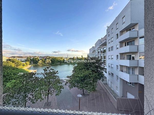 Vente                                                      Appartement
                        
                     3 pièces                      70 m2                     à Créteil