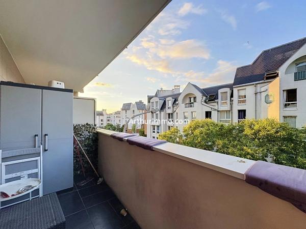 Vente                                                      Appartement
                        
                     3 pièces                      70 m2                     à Créteil