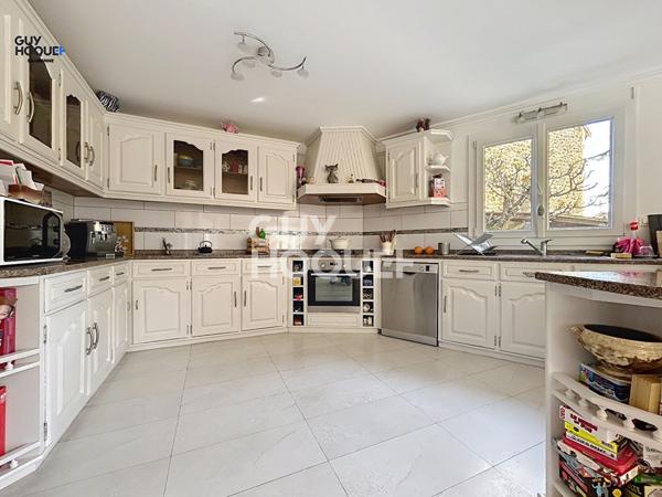 5 min Gare Ermont-Eaubonne: Maison MANSART de 186m² - 4/5chambres - Terrain de plus de 650m² proche écoles et commerces!