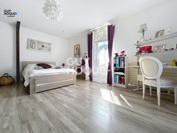 5 min Gare Ermont-Eaubonne: Maison MANSART de 186m² - 4/5chambres - Terrain de plus de 650m² proche écoles et commerces!